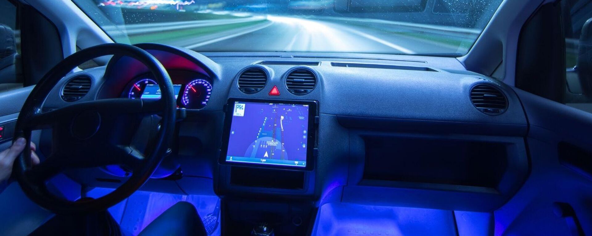 Tesla (Temsili Fotoğraf)  - Sputnik Türkiye, 1920, 19.09.2025