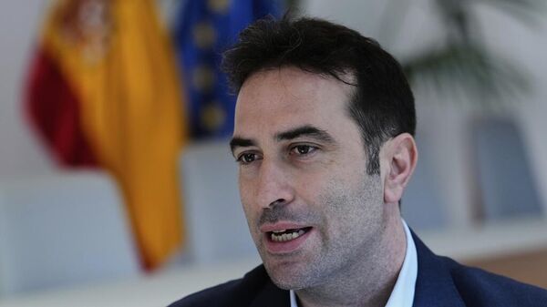 İspanya, İsrail’e tam silah ambargosu getiren kararnameyi onayladı - Sputnik Türkiye