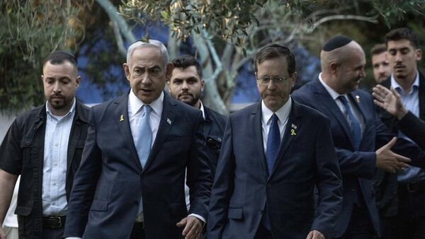 Netanyahu ve Herzog - Sputnik Türkiye