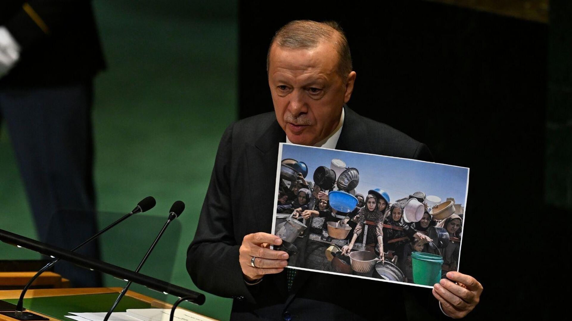 Cumhurbaşkanı Erdoğan, Birleşmiş Milletler (BM) 80. Genel Kurulu'na katıldı
 - Sputnik Türkiye, 1920, 23.09.2025