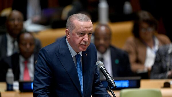 Cumhurbaşkanı Recep Tayyip Erdoğan, Birleşmiş Milletler Genel Merkezi'nde düzenlenen İklim Zirvesi'nde konuştu - Sputnik Türkiye
