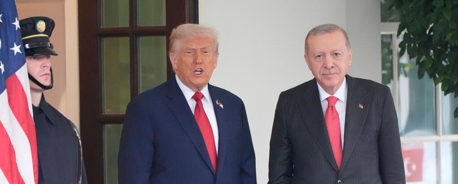 Trump, Erdoğan'ı Beyaz Saray'da karşıladı - Sputnik Türkiye, 1920, 08.04.2026