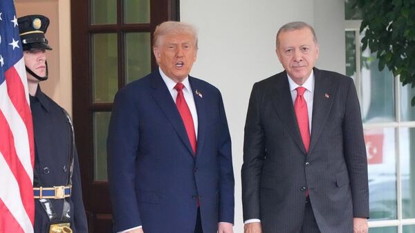 Trump, Erdoğan'ı Beyaz Saray'da karşıladı - Sputnik Türkiye