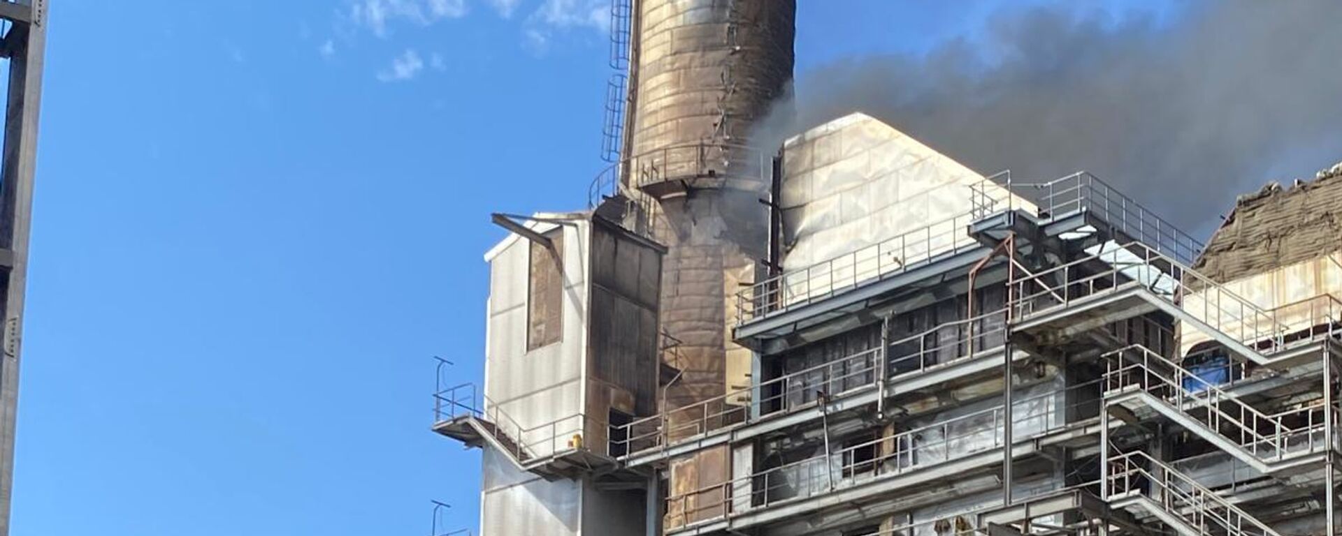 Sivas'taki termik santralde yangın - Sputnik Türkiye, 1920, 29.09.2025