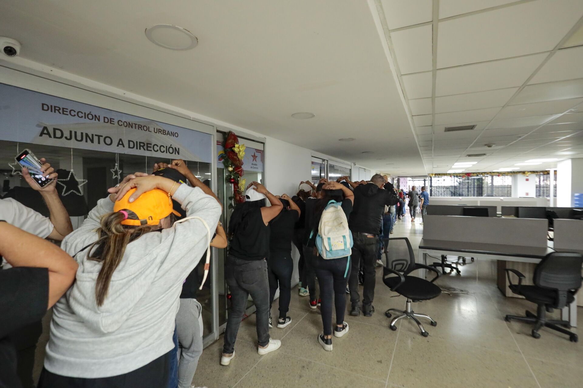 Karayipler'deki askeri tatbikat sonrası Venezüella'da afet ve silahlı çatışma tatbikatı yapıldı - Sputnik Türkiye, 1920, 29.09.2025