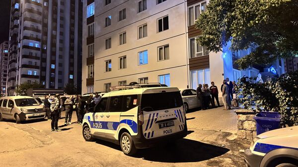 Kayseri'nin Talas ilçesinde 12 yaşındaki çocuğun bıçakladığı üvey baba ağır yaralandı - Sputnik Türkiye