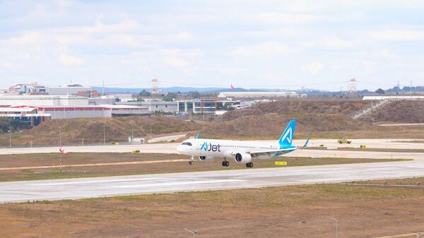 Sabiha Gökçen Havalimanı'nda ikinci pist tam kapasiteyle hizmete başladı - Sputnik Türkiye