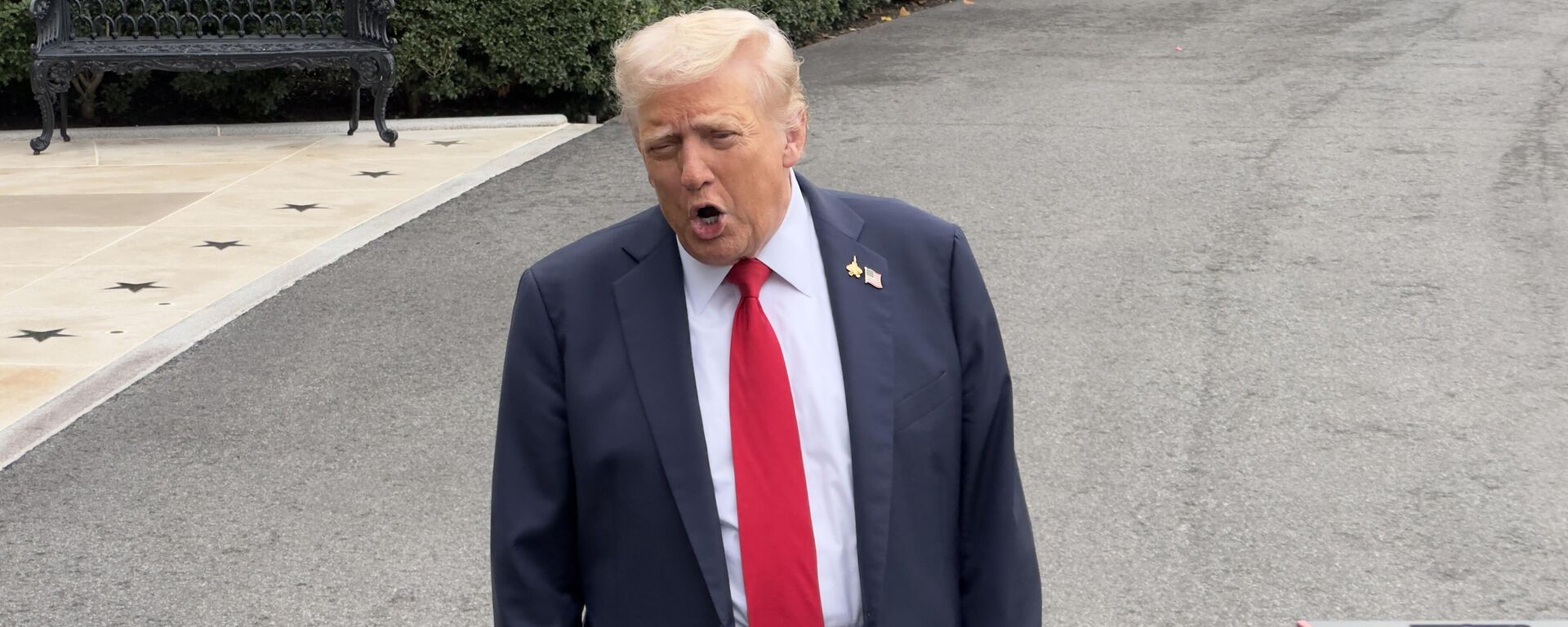 Trump- Beyaz Saray - Sputnik Türkiye, 1920, 03.10.2025