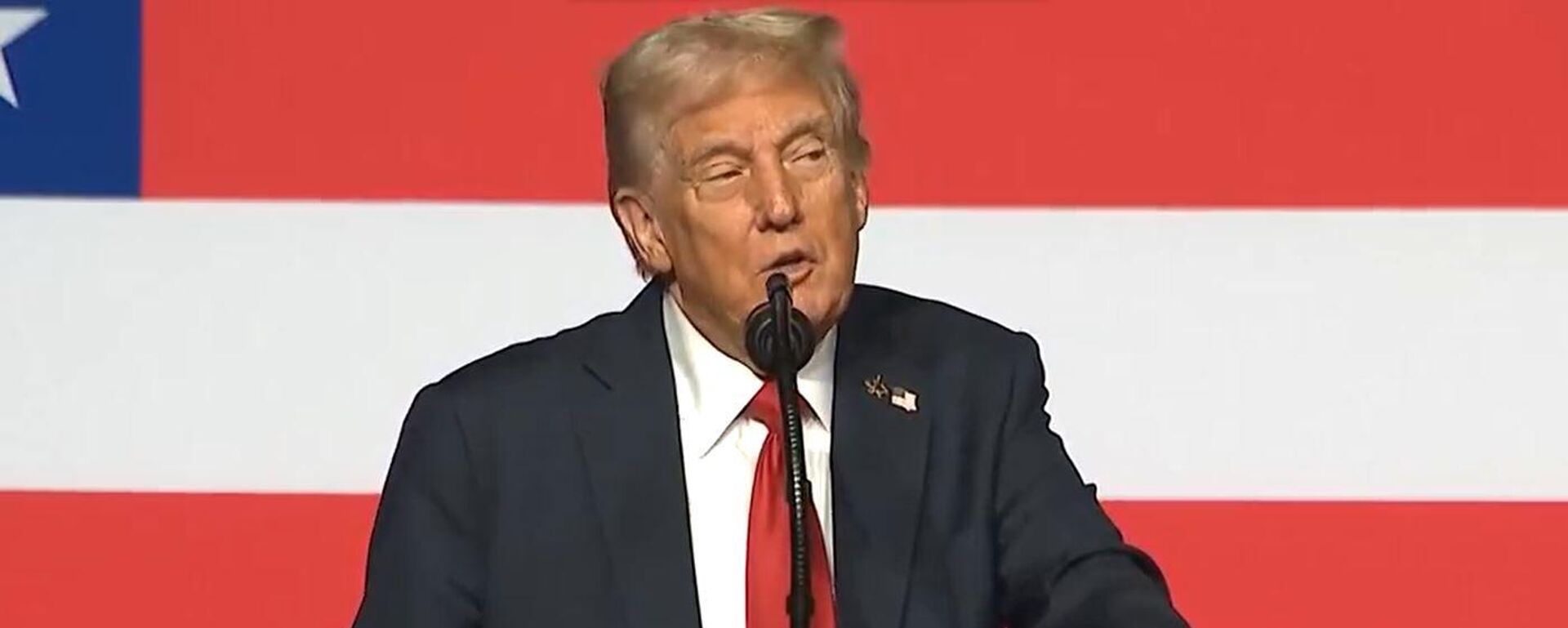 Trump  - Sputnik Türkiye, 1920, 15.10.2025