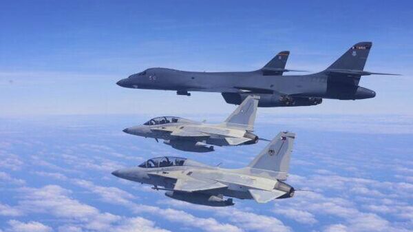 ABD tanker ve savaş uçakları - Sputnik Türkiye