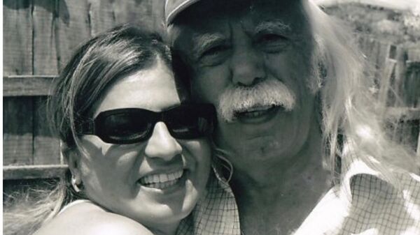 Gül Dümen sosyal medya  - Sputnik Türkiye