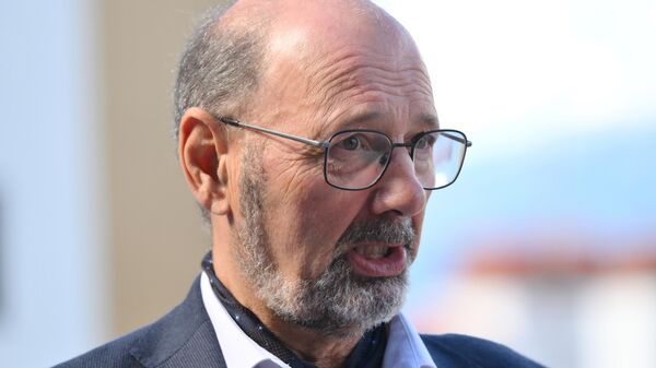 İngiltere'deki Kent Üniversitesi'nin siyaset bilimi uzmanı Prof. Richard Sakwa - Sputnik Türkiye