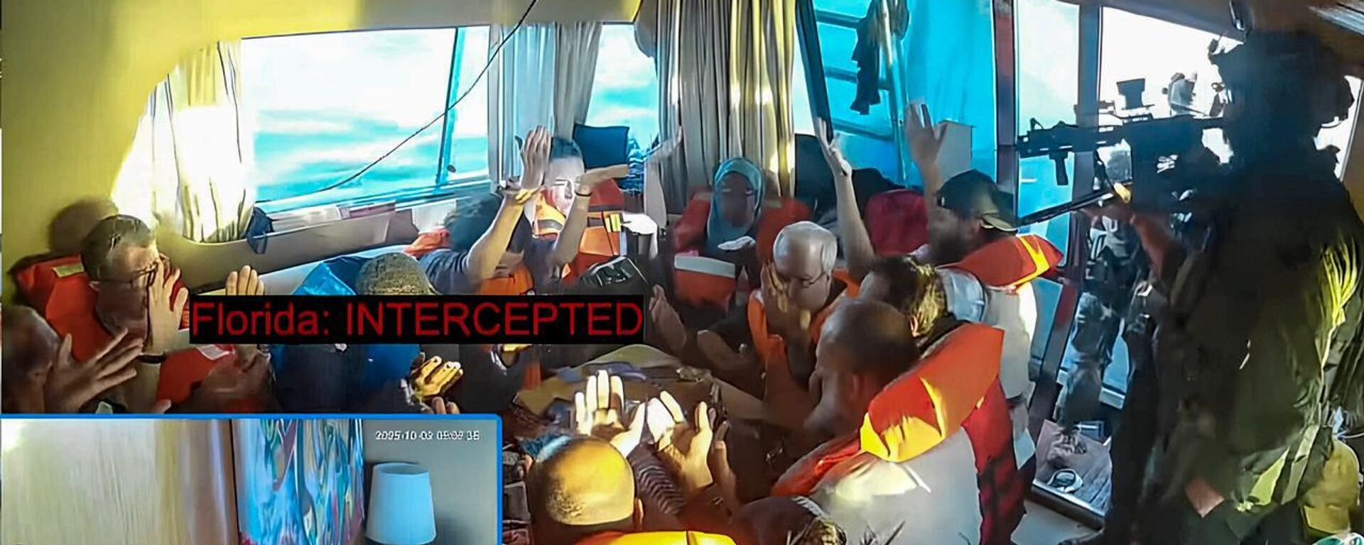 SUMUD FİLOSU’NA 2. MÜDAHALE: İsrail, Gazze'ye en yakın noktadaki 'Mikeno' gemisini ele geçirdi - Sputnik Türkiye, 1920, 02.10.2025