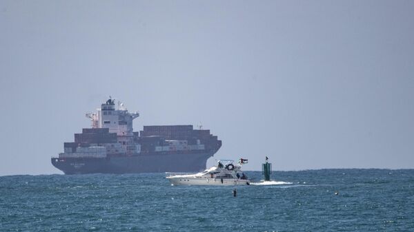 İsrail'in yasa dışı alıkoyduğu Küresel Sumud Filosu'ndaki bazı gemiler ve aktivistler Aşdod Limanı'na getirildi - Sputnik Türkiye