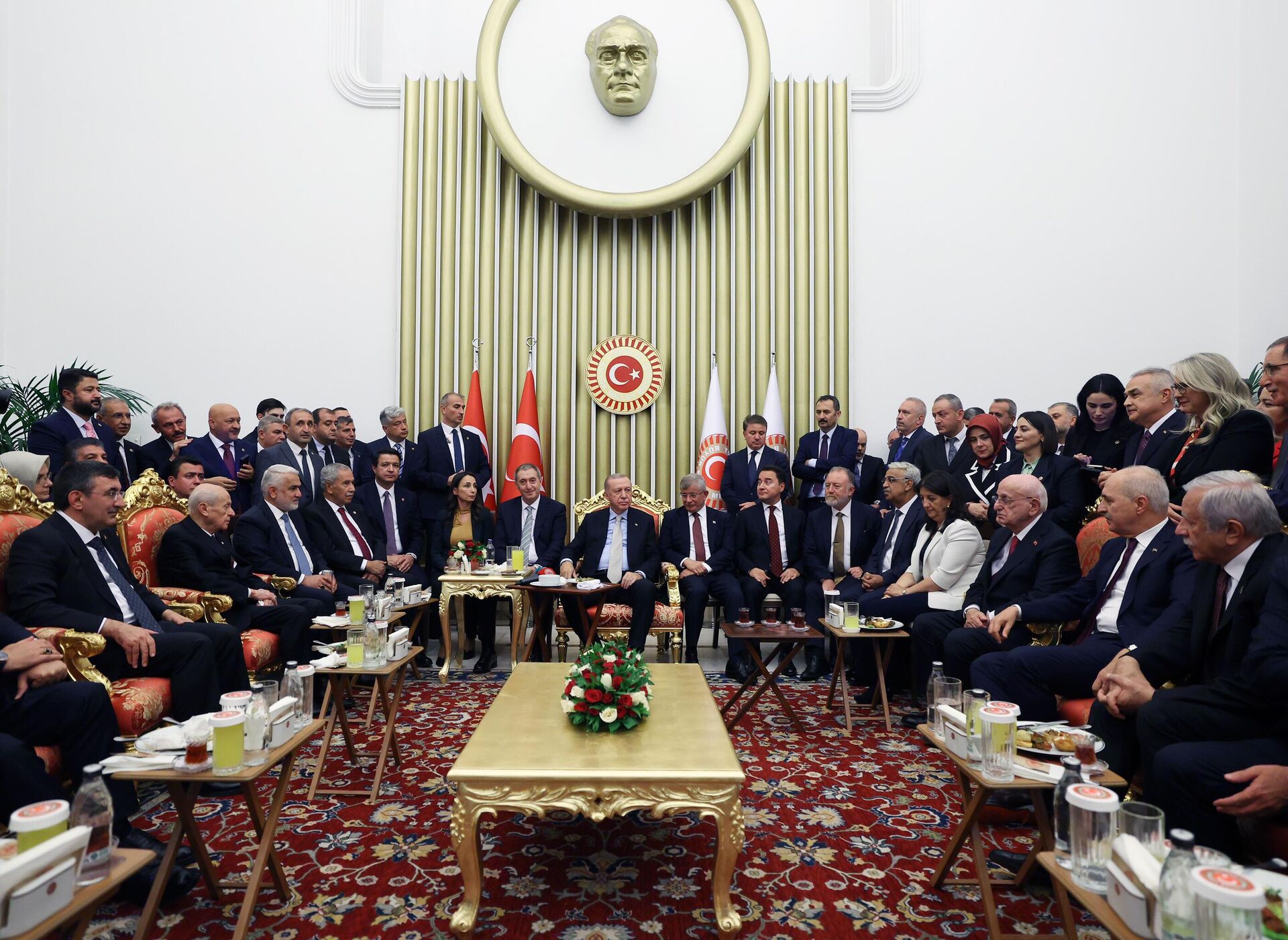 Meclis'te 28. Dönem 4. Yasama Yılı resepsiyonu - Sputnik Türkiye, 1920, 03.10.2025