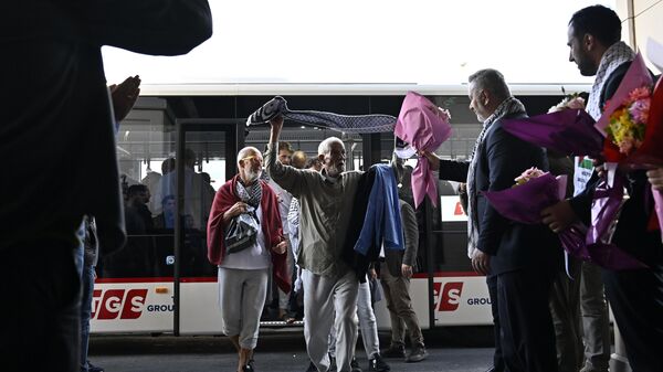 Küresel Sumud Filosu üyeleri İstanbul'da Küresel Sumud Filosu üyeleri İstanbul'da - Sputnik Türkiye