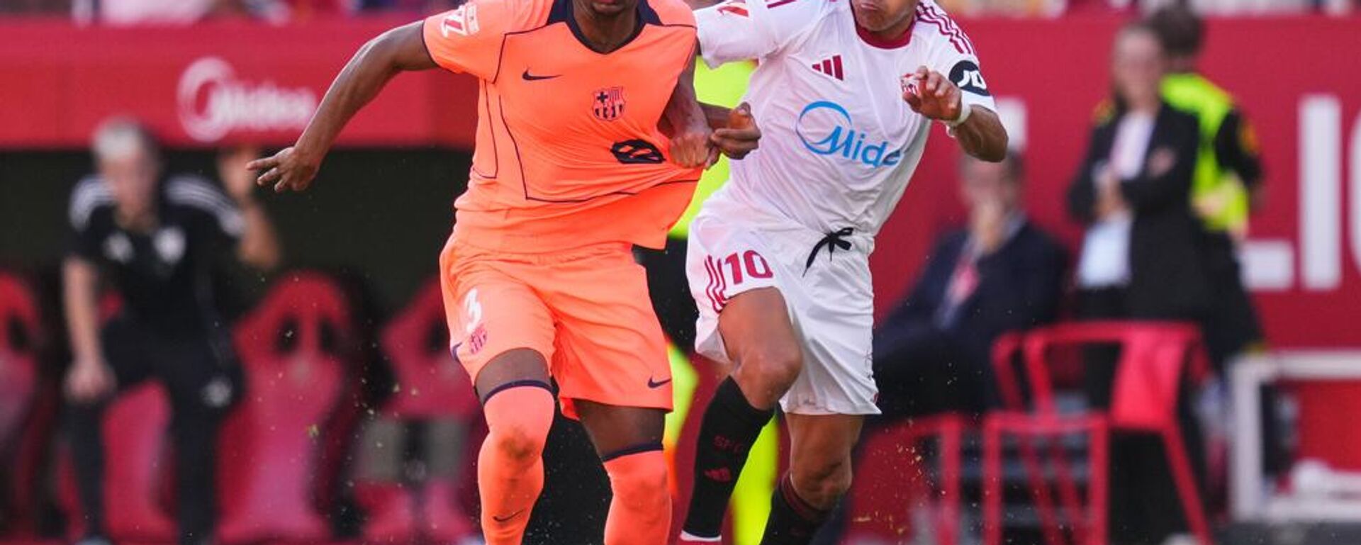 Barcelona Sevilla karşılaşması - Sputnik Türkiye, 1920, 05.10.2025