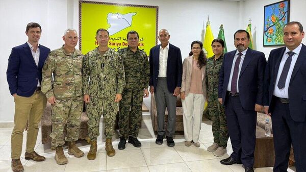 Tom Barrack - Sputnik Türkiye