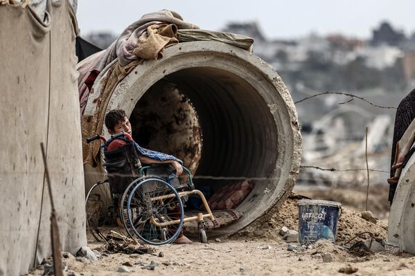 İsrail ordusu, Trump&#x27;ın Planı kapsamında Gazze’de askeri faaliyetlerin “minimum düzeyde” tutulacağını ve yalnızca savunma amaçlı operasyonların sürdürüleceği bildirilmişti. - Sputnik Türkiye