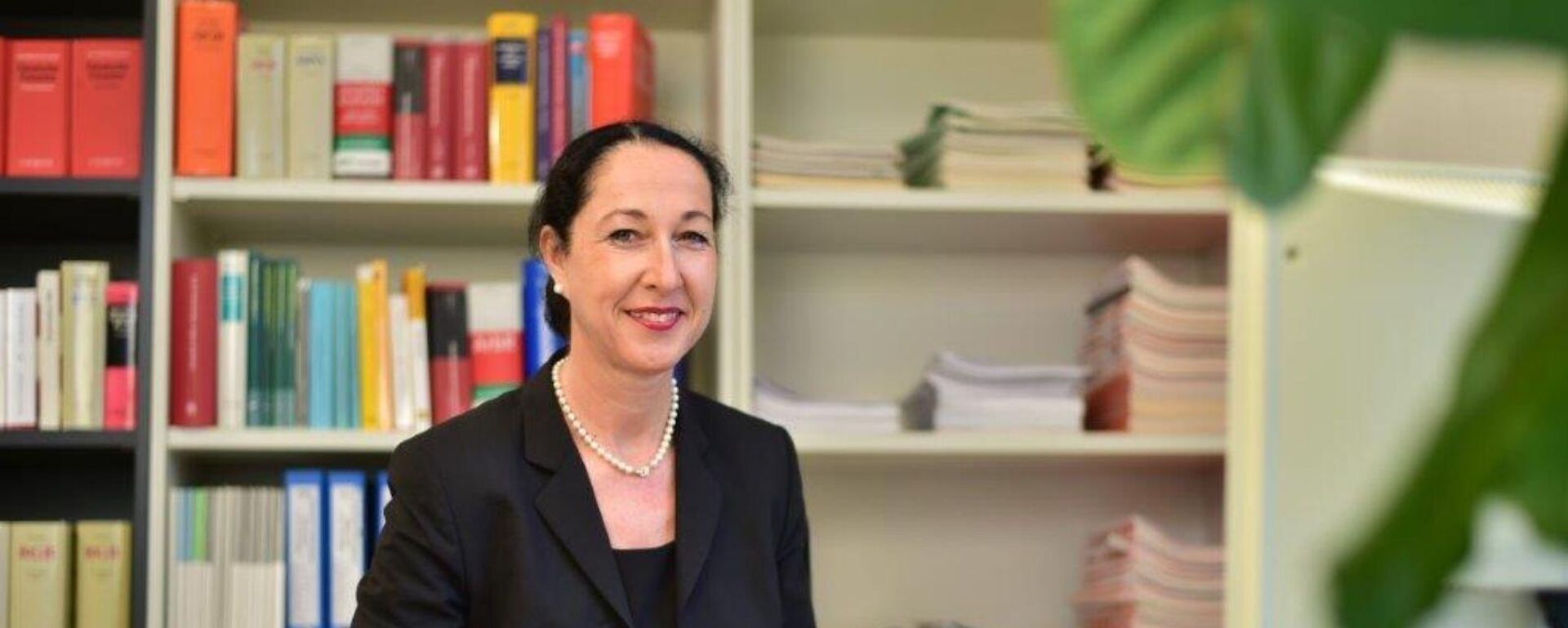 Iris Stalzer - Sputnik Türkiye, 1920, 07.10.2025