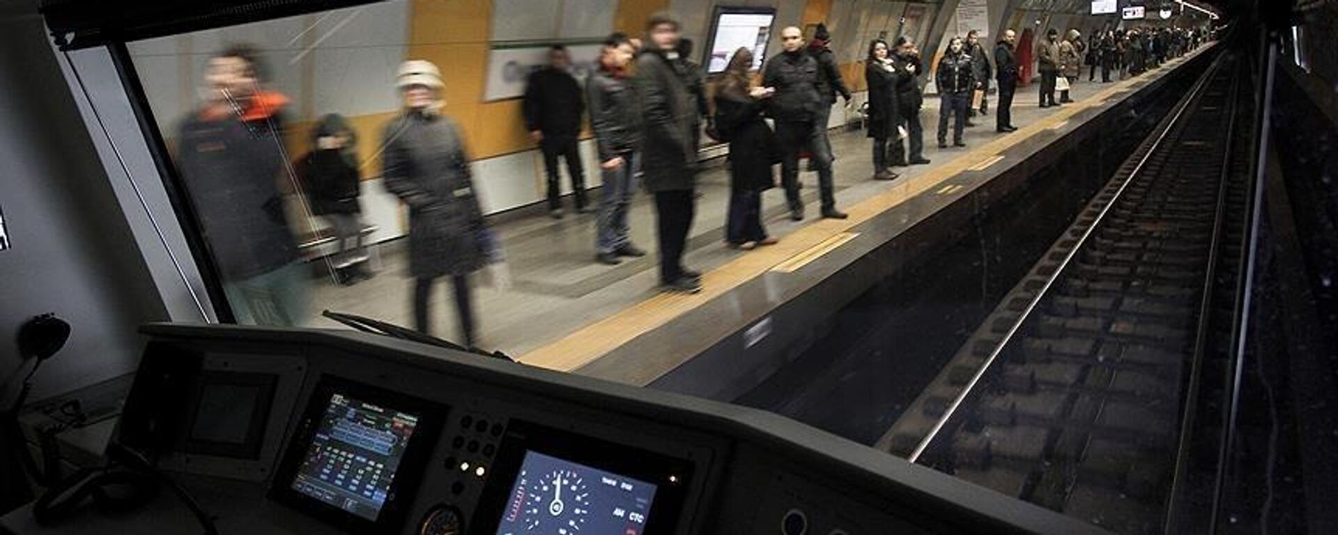 Metro İstanbul - Sputnik Türkiye, 1920, 07.10.2025