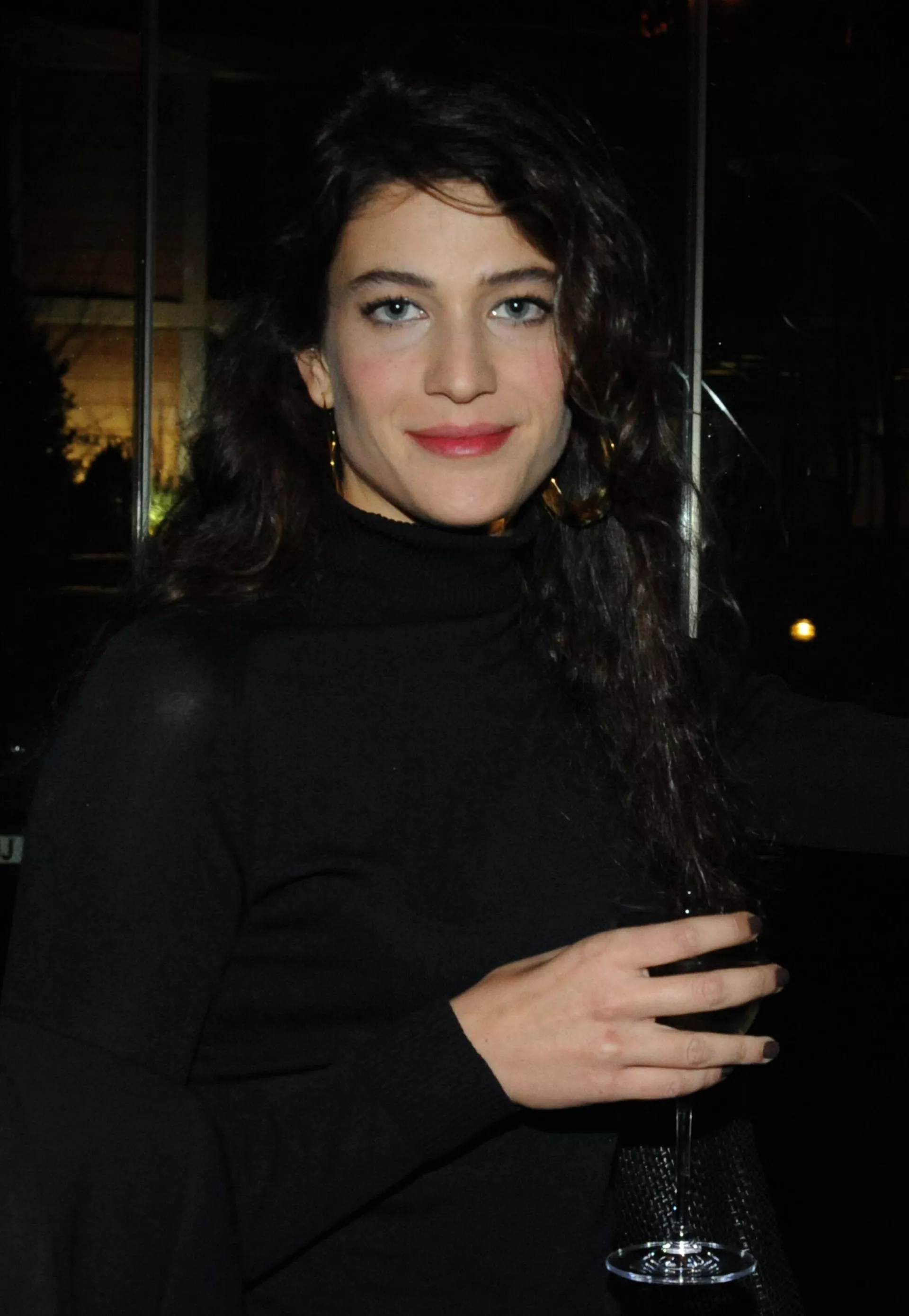 Berrak Tüzünataç - Sputnik Türkiye, 1920, 08.10.2025