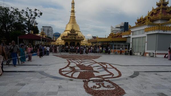 Myanmar'da Budist festivaline bombalı saldırı - Sputnik Türkiye