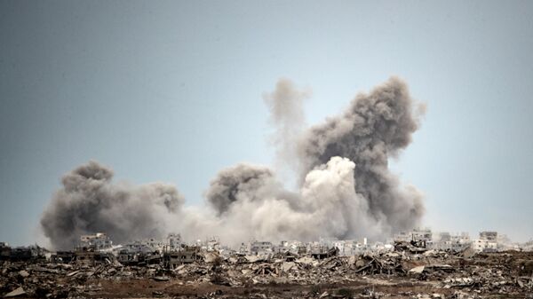 İsrail Gazze'ye saldırılarını sürdürüyor - Sputnik Türkiye
