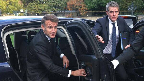 Macron - Sputnik Türkiye