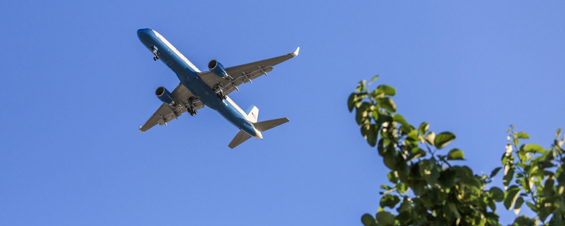 Trump'ın uçağı Air Force One, Mısır'a indi - Sputnik Türkiye, 1920, 14.02.2026