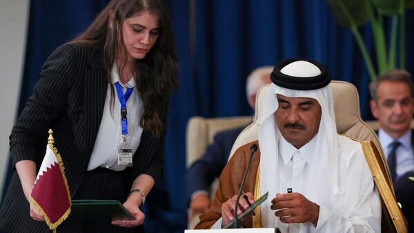 Katar Emiri: Şarm el-Şeyh Zirvesi, Filistin sorununa adil ve kalıcı çözüm için başlangıç olabilir - Sputnik Türkiye