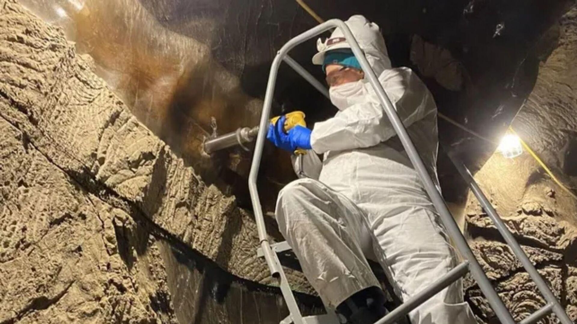 Alaska'da mikroorganizmaları çıkaran bilim insanları - Sputnik Türkiye, 1920, 14.10.2025