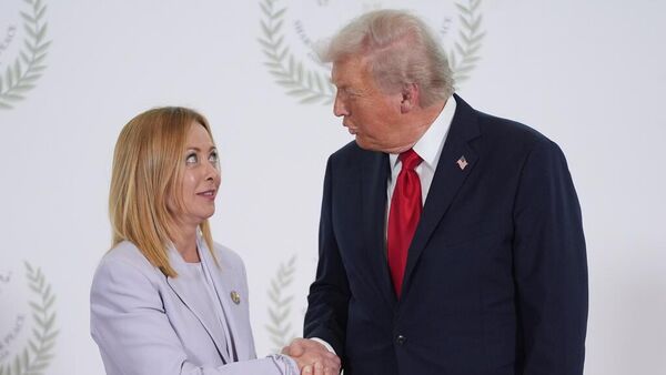 İtalya Başbakanı Meloni ve ABD Başkanı Trump  - Sputnik Türkiye