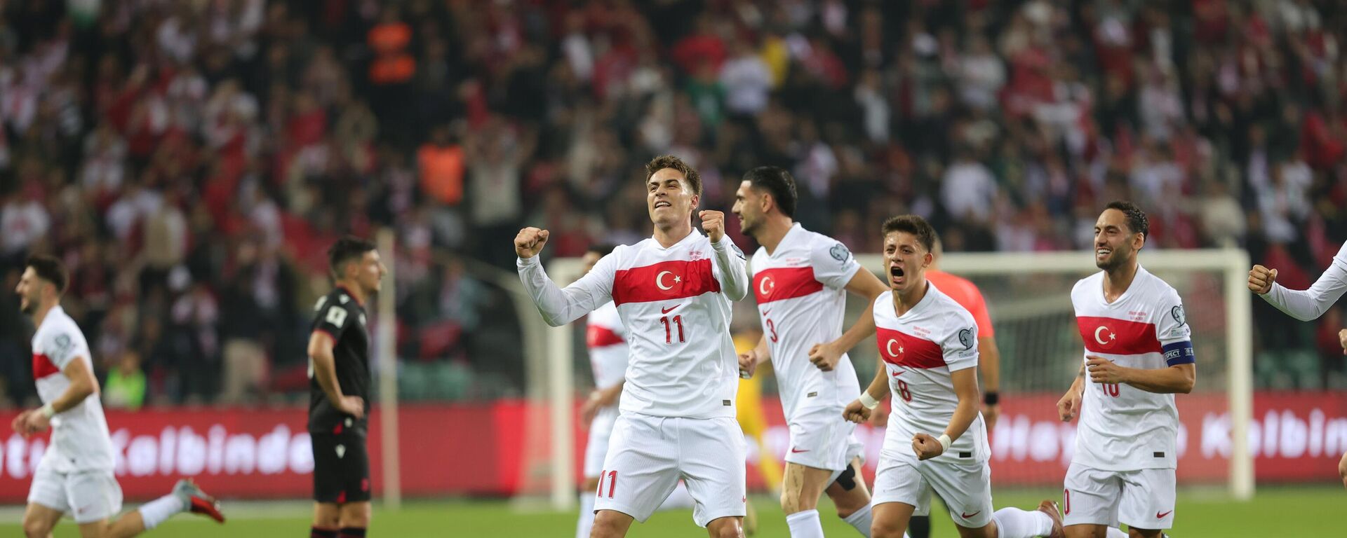 2026 FIFA Dünya Kupası Avrupa Elemeleri E Grubu dördüncü maçında, A Milli Futbol Takımı ile Gürcistan, Kocaeli Stadyumu'nda karşılaştı - Sputnik Türkiye, 1920, 14.10.2025