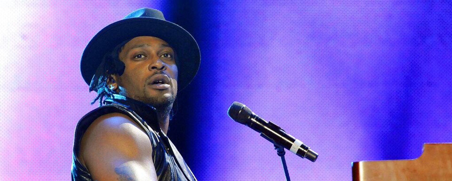 Soul müziğin efsanesi D’Angelo 51 yaşında hayatını kaybetti - Sputnik Türkiye, 1920, 15.10.2025