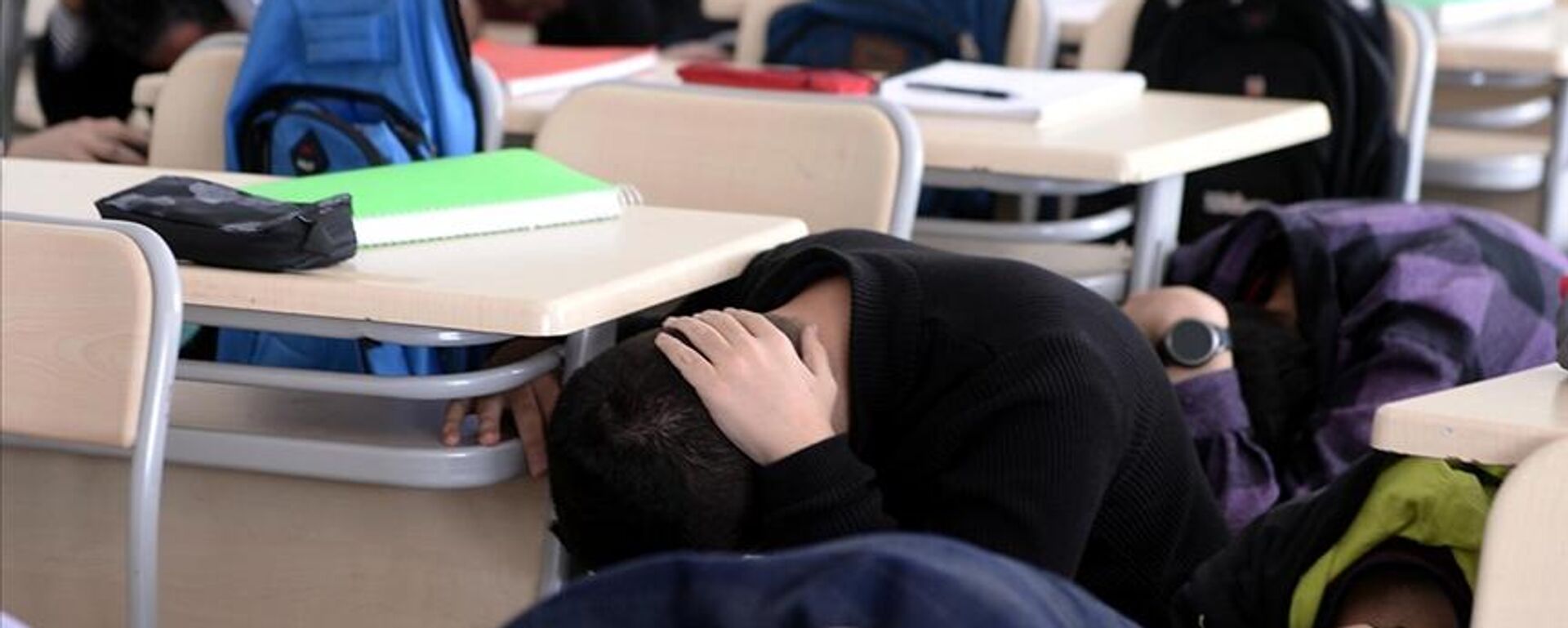 Deprem tatbikatı - Sputnik Türkiye, 1920, 16.10.2025