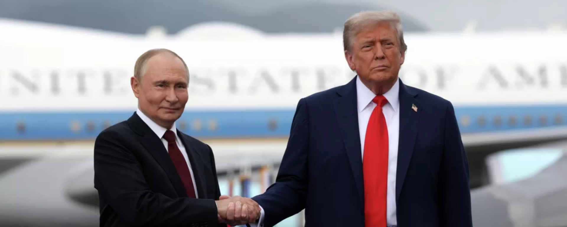 Vladimir Putin-Donald Trump - Sputnik Türkiye, 1920, 23.10.2025