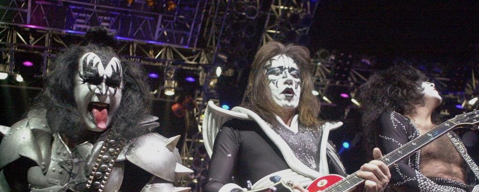 Kiss kurucu üyelerinden Ace Frehley hayatını kaybetti - Sputnik Türkiye, 1920, 17.10.2025
