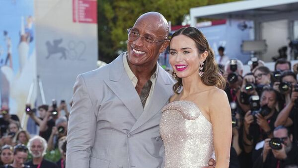 Dwayne Johnson, Emily Blunt - Sputnik Türkiye