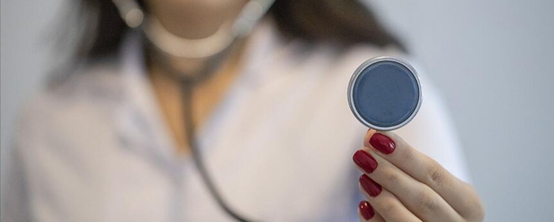 Sağlık çalışanı - Sputnik Türkiye, 1920, 17.10.2025