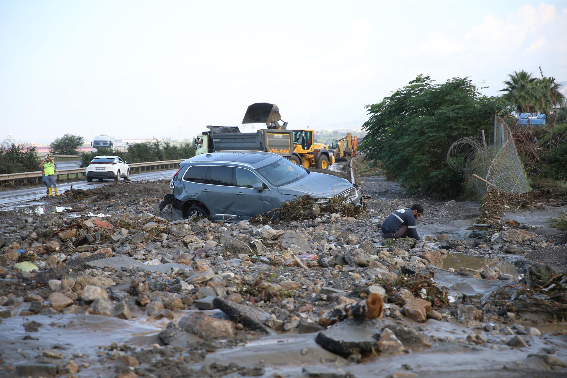 Hatay'da heyelan: Otoyol kapandı - Sputnik Türkiye, 1920, 20.10.2025