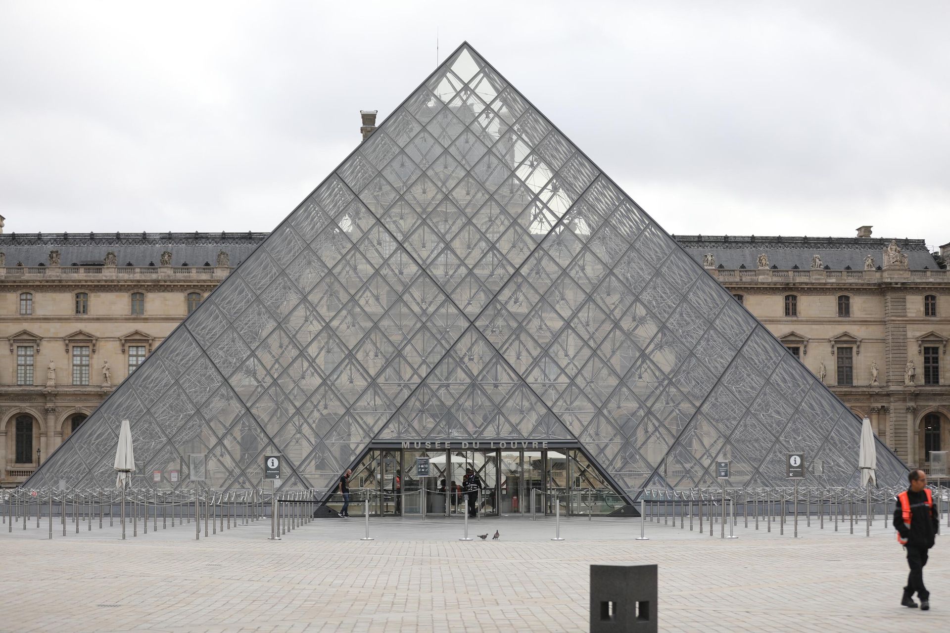 Louvre Müzesi - Sputnik Türkiye, 1920, 13.07.2026