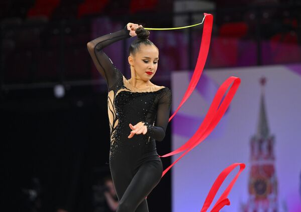 Irina Viner-Usmanova Jimnastik Sarayı'nda sporcular performanslarını sergiledi. Irina Viner-Usmanova Jimnastik Sarayı'nda sporcular performanslarını sergiledi. - Sputnik Türkiye