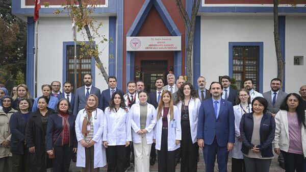 Türkiye'nin ilk Aile Sağlığı Merkezi Sigara Bırakma Polikliniği - Sputnik Türkiye