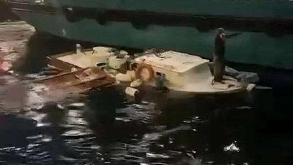 Üsküdar'da tekne yolcu motoruyla çarpıştı - Sputnik Türkiye