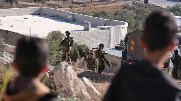 Batı Şeria'daki İsrail askerleri - Sputnik Türkiye