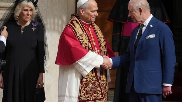 İngiltere Kraliçesi Camilla, Papa 14. Leo, Kral Charles - Sputnik Türkiye