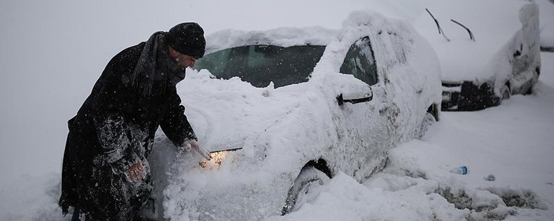 İstanbul kar yağışı 2017 - Sputnik Türkiye, 1920, 27.11.2025