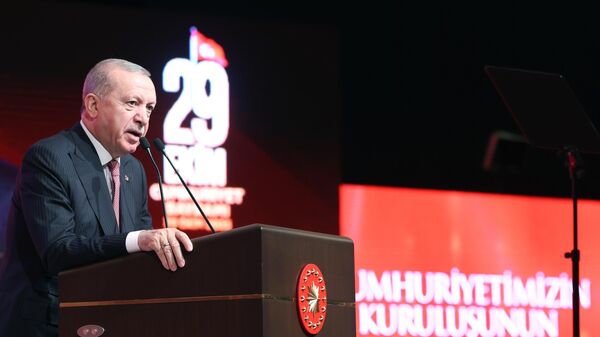Cumhurbaşkanı Recep Tayyip Erdoğan,  29 Ekim Özel Programı'nda konuşma yaptı - Sputnik Türkiye