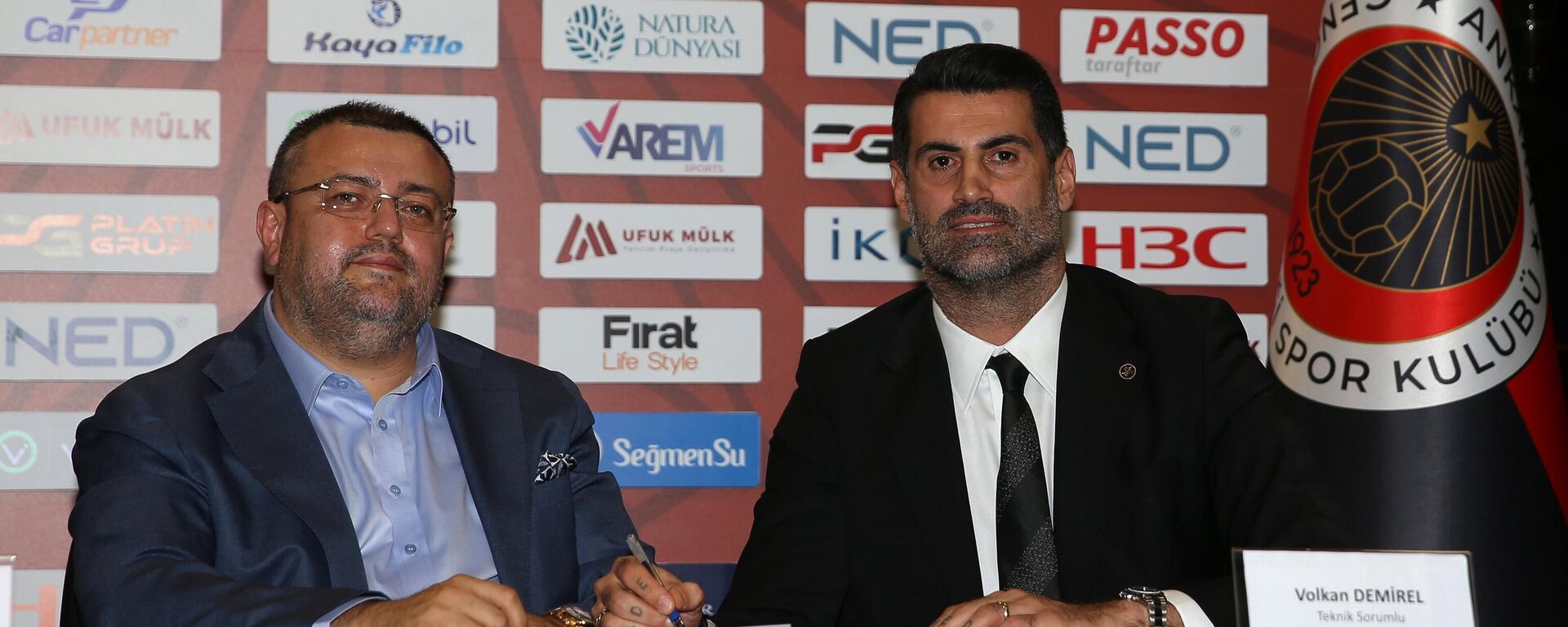 Volkan Demirel - Sputnik Türkiye, 1920, 07.12.2025